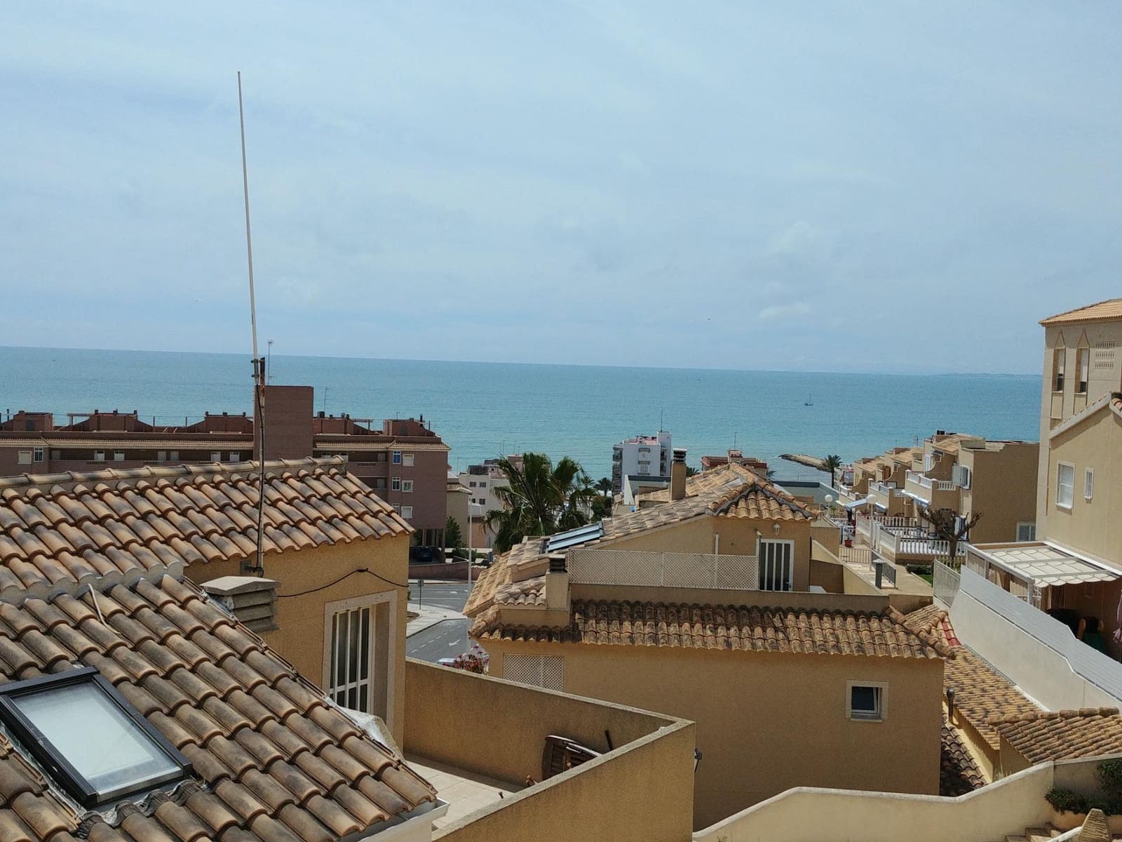 4 soverom Bungalow til leie i Santa Pola med svømmebasseng - € 3 250 (Ref: 9659365)