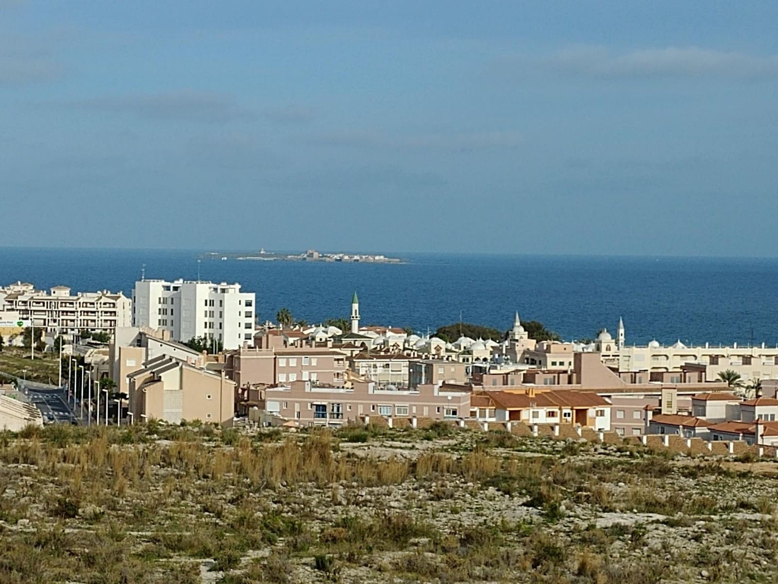 4 soverom Bungalow til leie i Santa Pola med svømmebasseng - € 3 250 (Ref: 9659365)