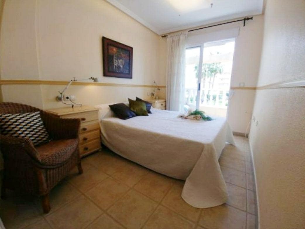 4 soverom Bungalow til leie i Santa Pola med svømmebasseng - € 3 250 (Ref: 9659365)