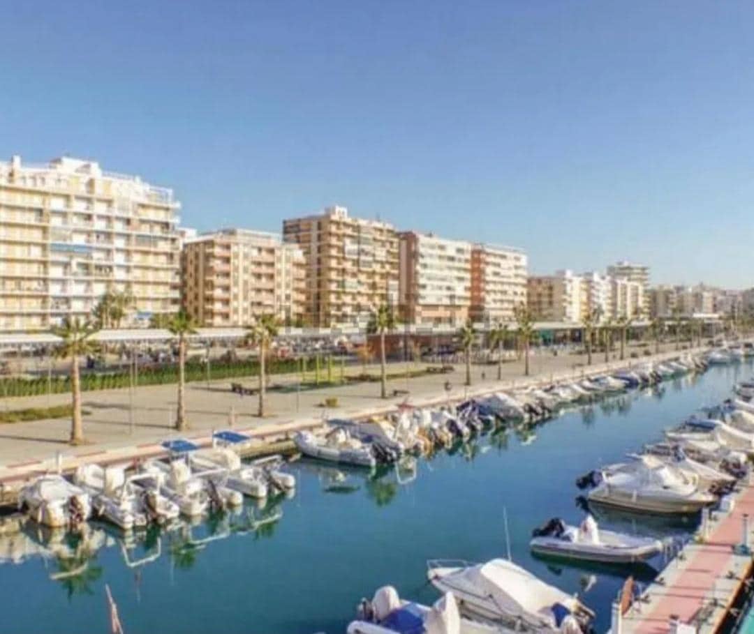 4 soverom Bungalow til leie i Santa Pola med svømmebasseng - € 3 250 (Ref: 9659365)