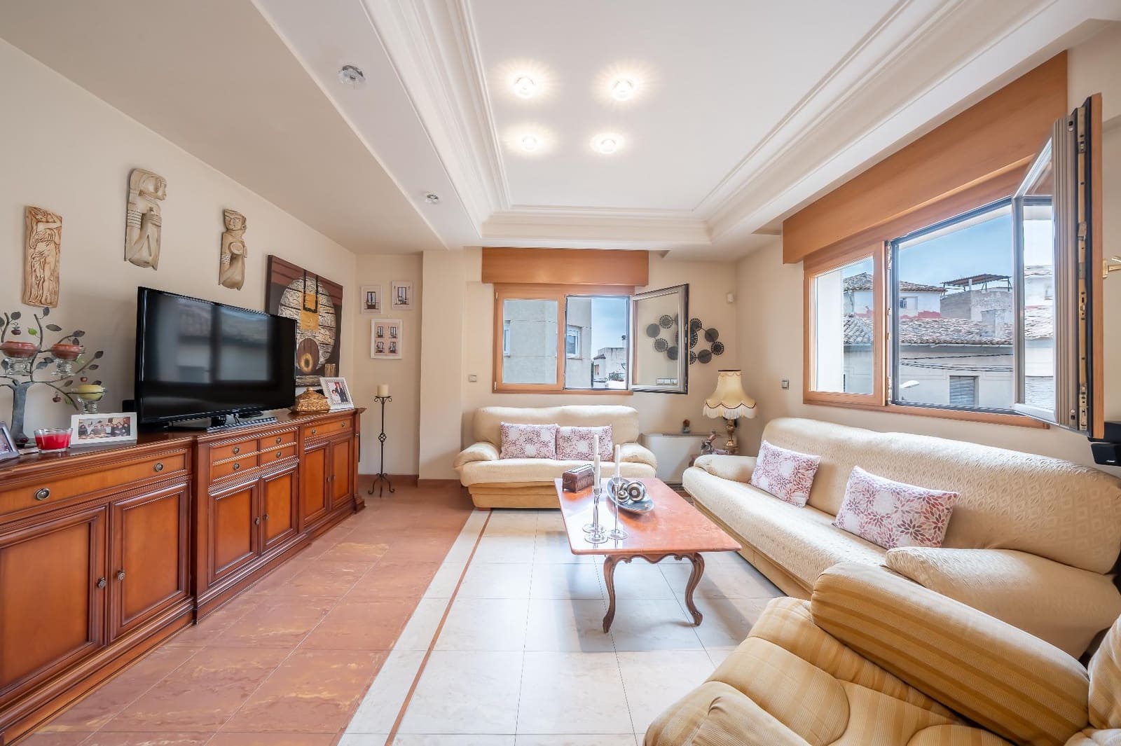 3 quarto Moradia em Banda para venda em Novelda - 295 000 € (Ref: 9659366)