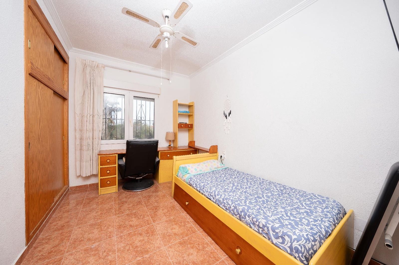 4 chambre Villa/Maison à vendre à Orihuela Costa avec piscine garage - 579 900 € (Ref: 9666443)