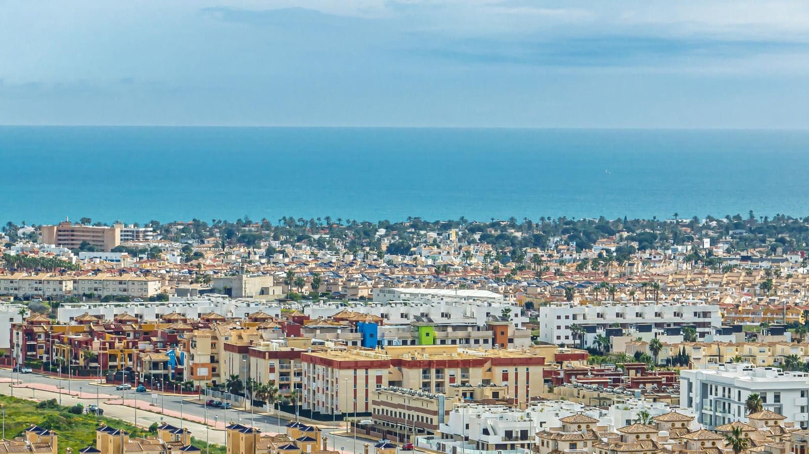 4 chambre Villa/Maison à vendre à Orihuela Costa avec piscine garage - 579 900 € (Ref: 9666443)