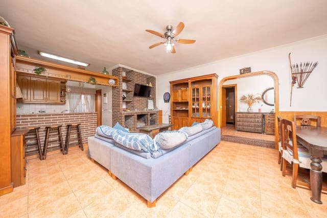 4 chambre Villa/Maison à vendre à Orihuela Costa, Orihuela avec piscine garage - 579 900 € (Ref: 9666443)