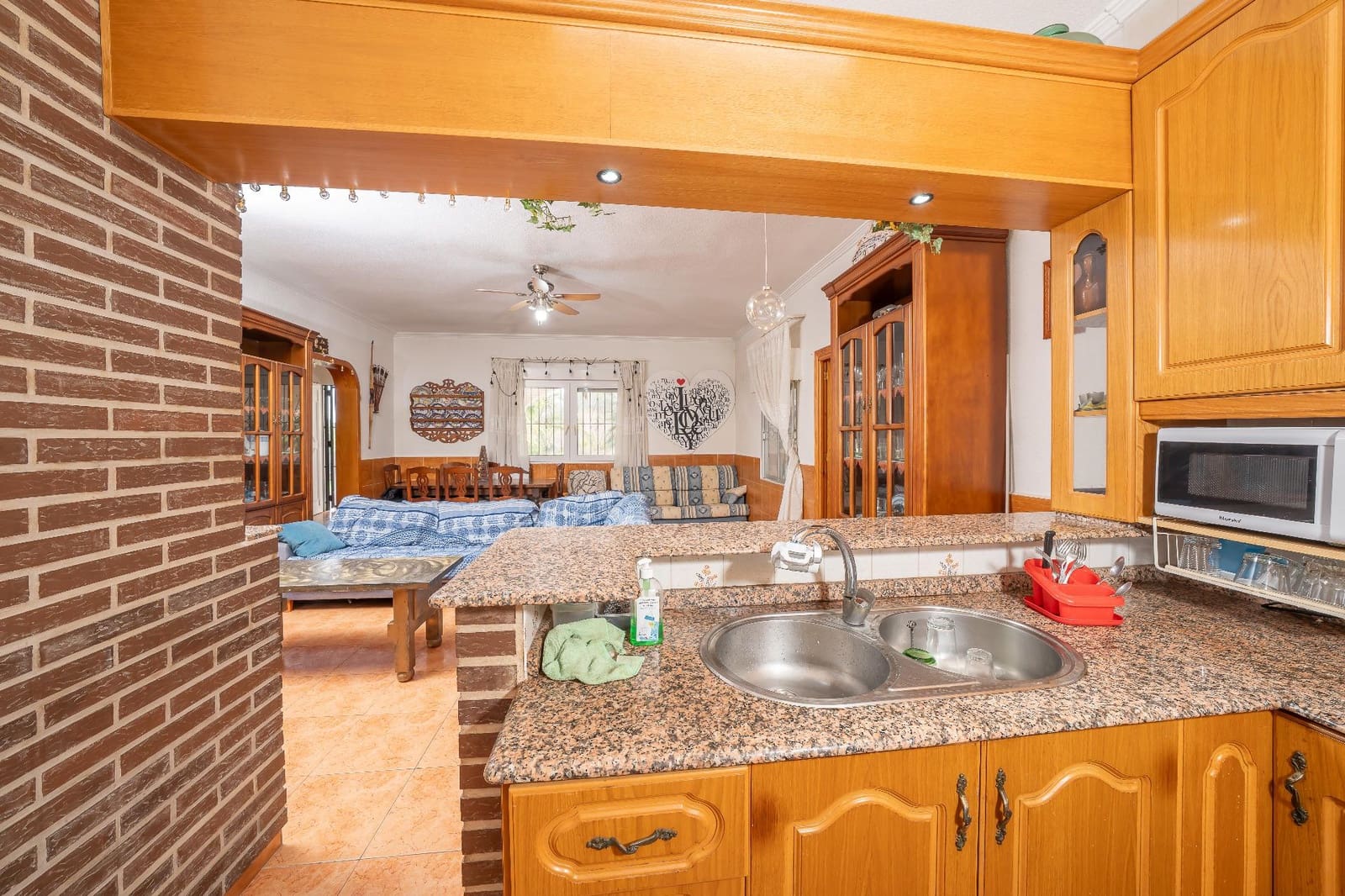 4 chambre Villa/Maison à vendre à Orihuela Costa avec piscine garage - 579 900 € (Ref: 9666443)