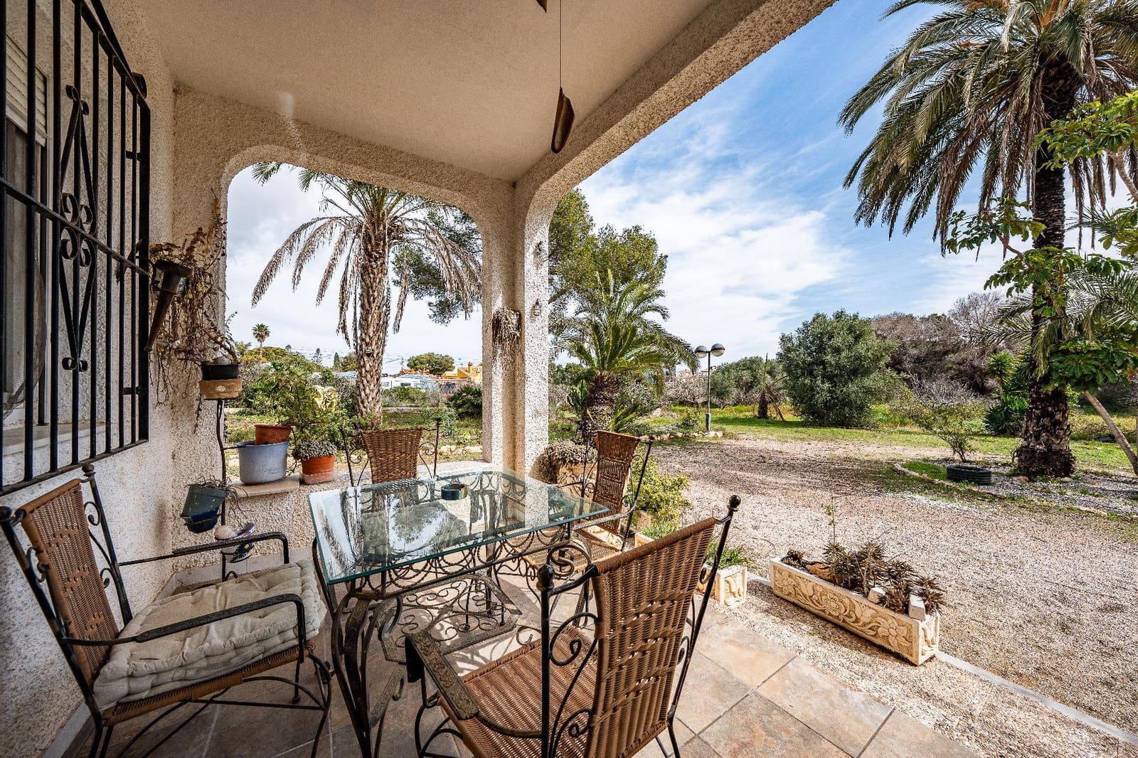 4 chambre Villa/Maison à vendre à Orihuela Costa avec piscine garage - 579 900 € (Ref: 9666443)