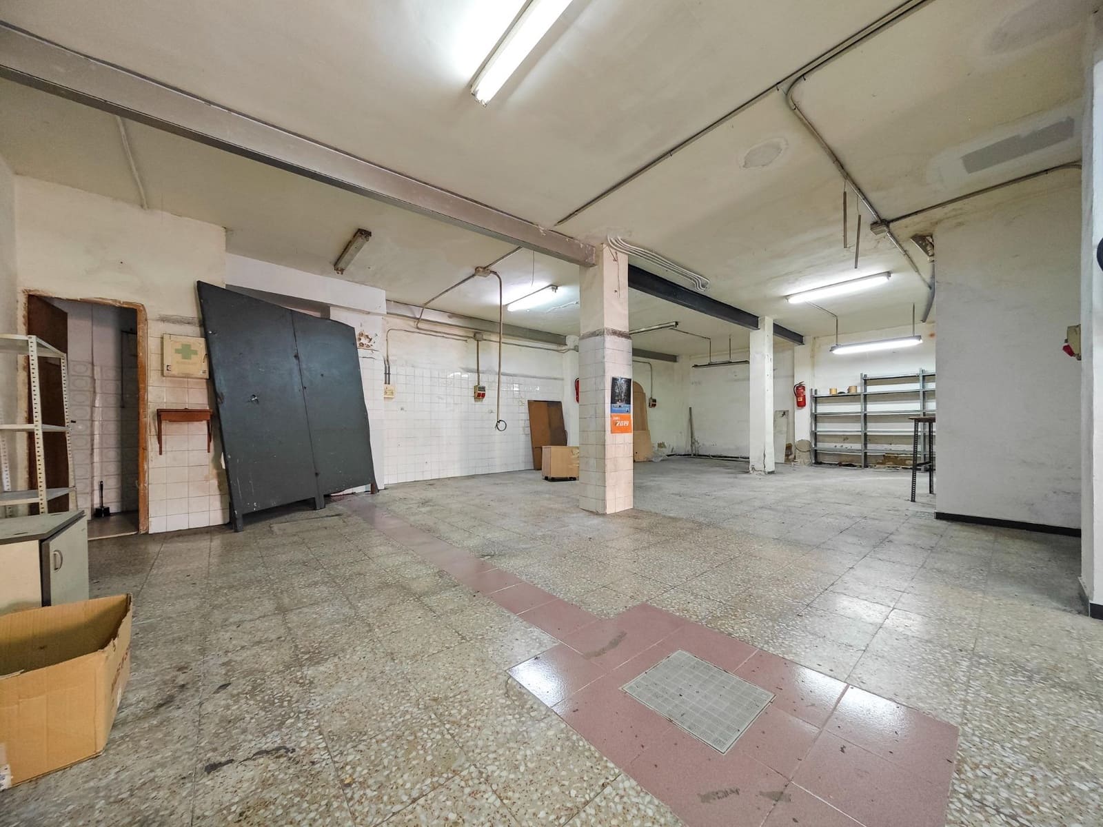 Kaupallinen myytävänä paikassa Elche / Elx - 75 000 € (Ref: 9666444)