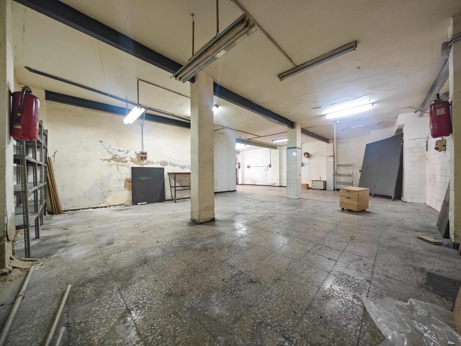 Kaupallinen myytävänä paikassa Elche / Elx - 75 000 € (Ref: 9666444)