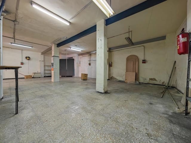 Commercial for sale in Elche / Elx - € 75,000 (Ref: 9666444)