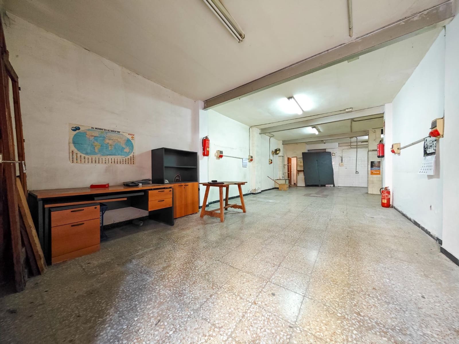 Kaupallinen myytävänä paikassa Elche / Elx - 75 000 € (Ref: 9666444)