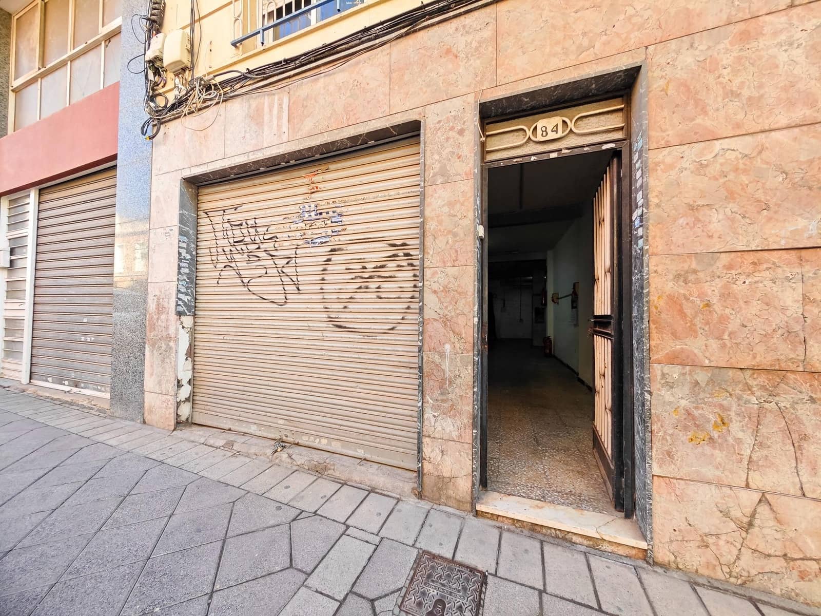 Kaupallinen myytävänä paikassa Elche / Elx - 75 000 € (Ref: 9666444)