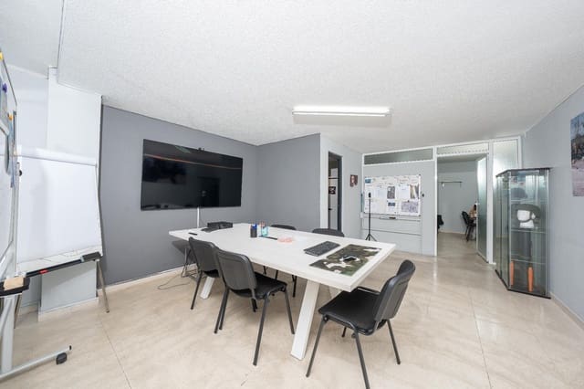 1 soverom Kommersiell til salgs i Alicante by - € 148 000 (Ref: 9666446)