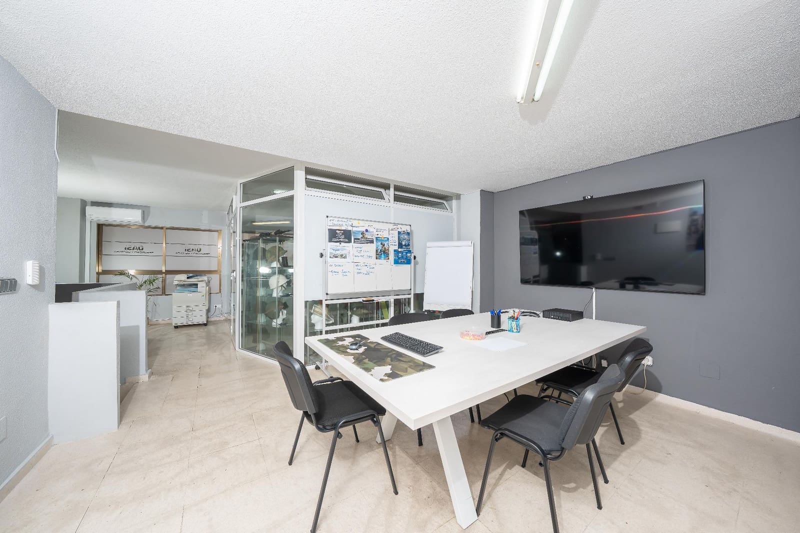 1 soverom Kommersiell til salgs i Alicante by - € 148 000 (Ref: 9666446)