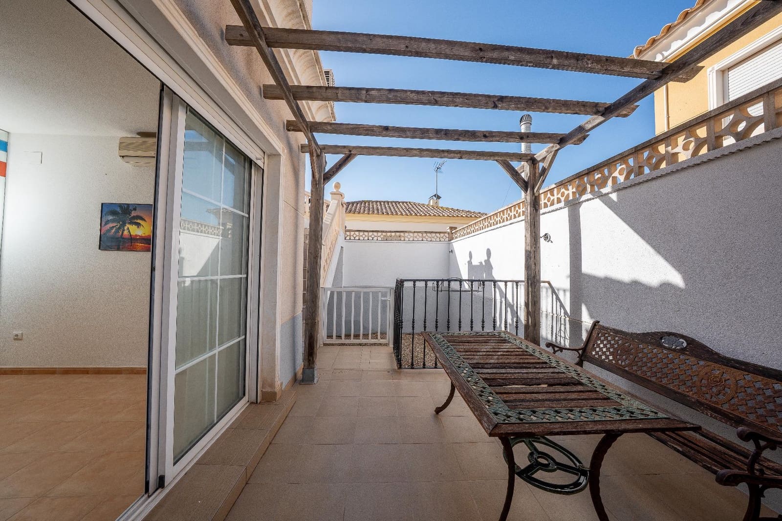 5 bedroom Villa for sale in Aspe with garage - € 369,900 (Ref: 9677419)