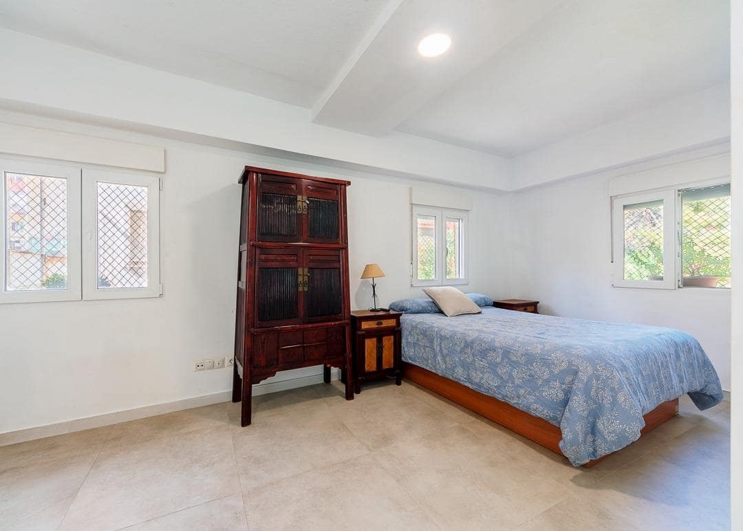 4 soveværelse Lejlighed til salg i Alicante by - € 259.000 (Ref: 9679801)