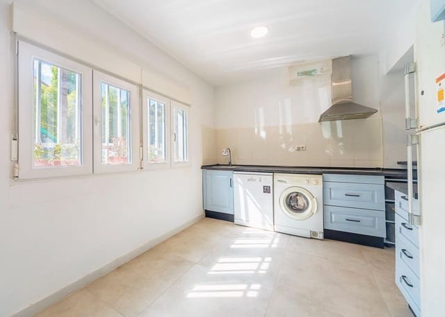 4 soveværelse Lejlighed til salg i Alicante by - € 259.000 (Ref: 9679801)