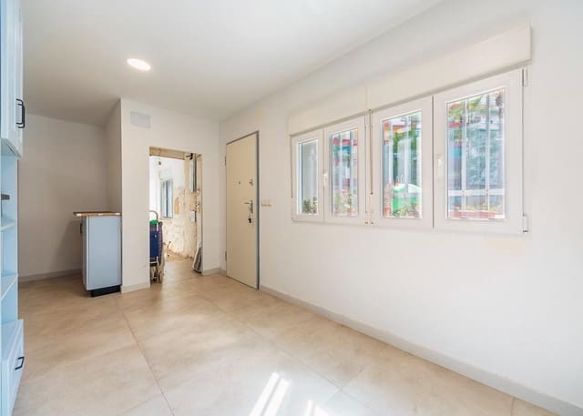 4 soveværelse Lejlighed til salg i Alicante by - € 259.000 (Ref: 9679801)