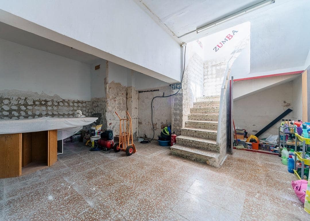 4 bedroom Apartment for sale in Alicante / Alacant city - € 259,000 (Ref: 9679801)