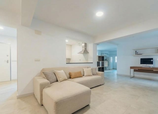 4 sovrum Lägenhet till salu i Alicante stad - 259 000 € (Ref: 9679801)
