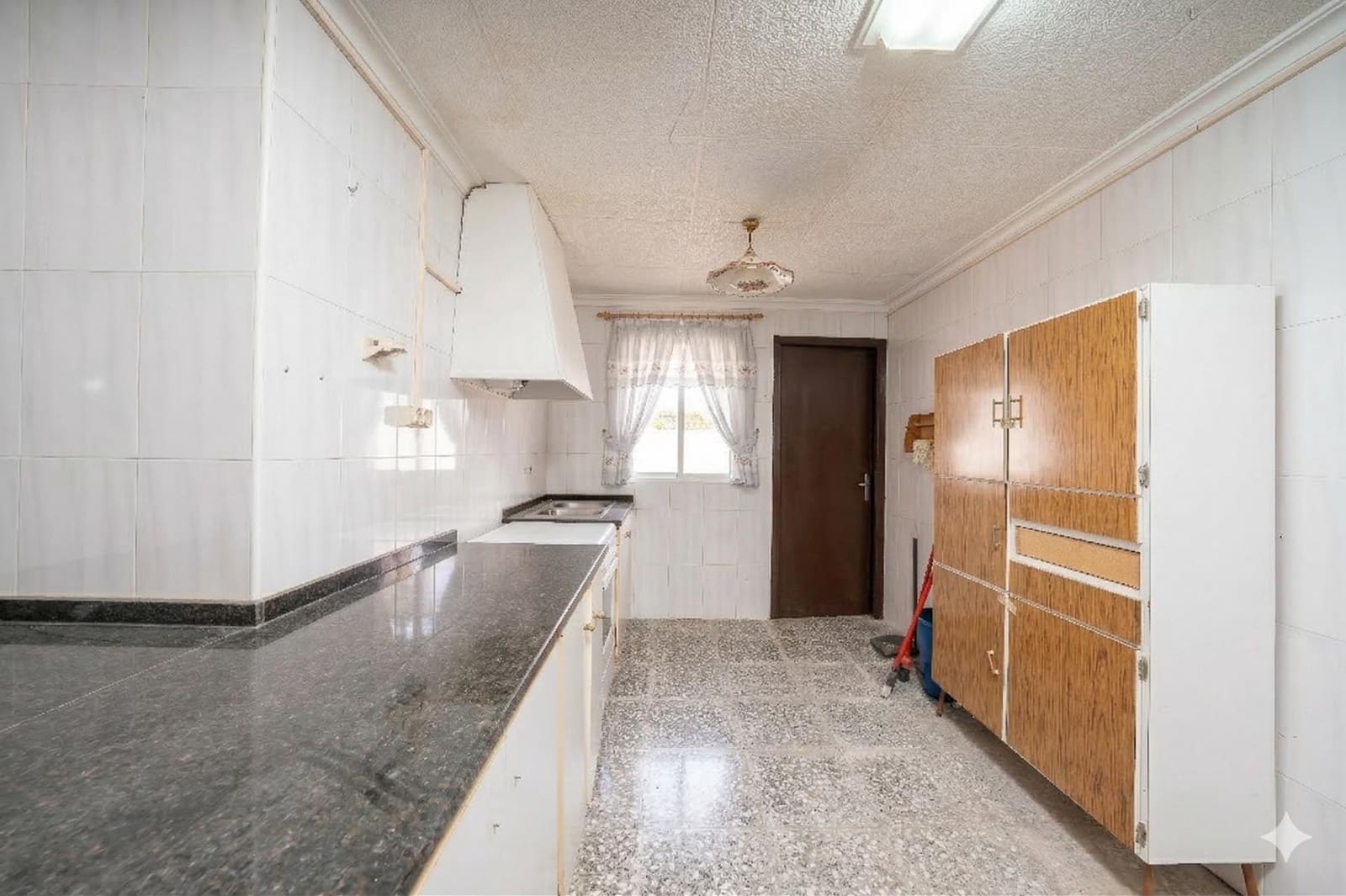 3 slaapkamer Finca/Landhuis te koop in Crevillente / Crevillent - € 299.900 (Ref: 9686362)