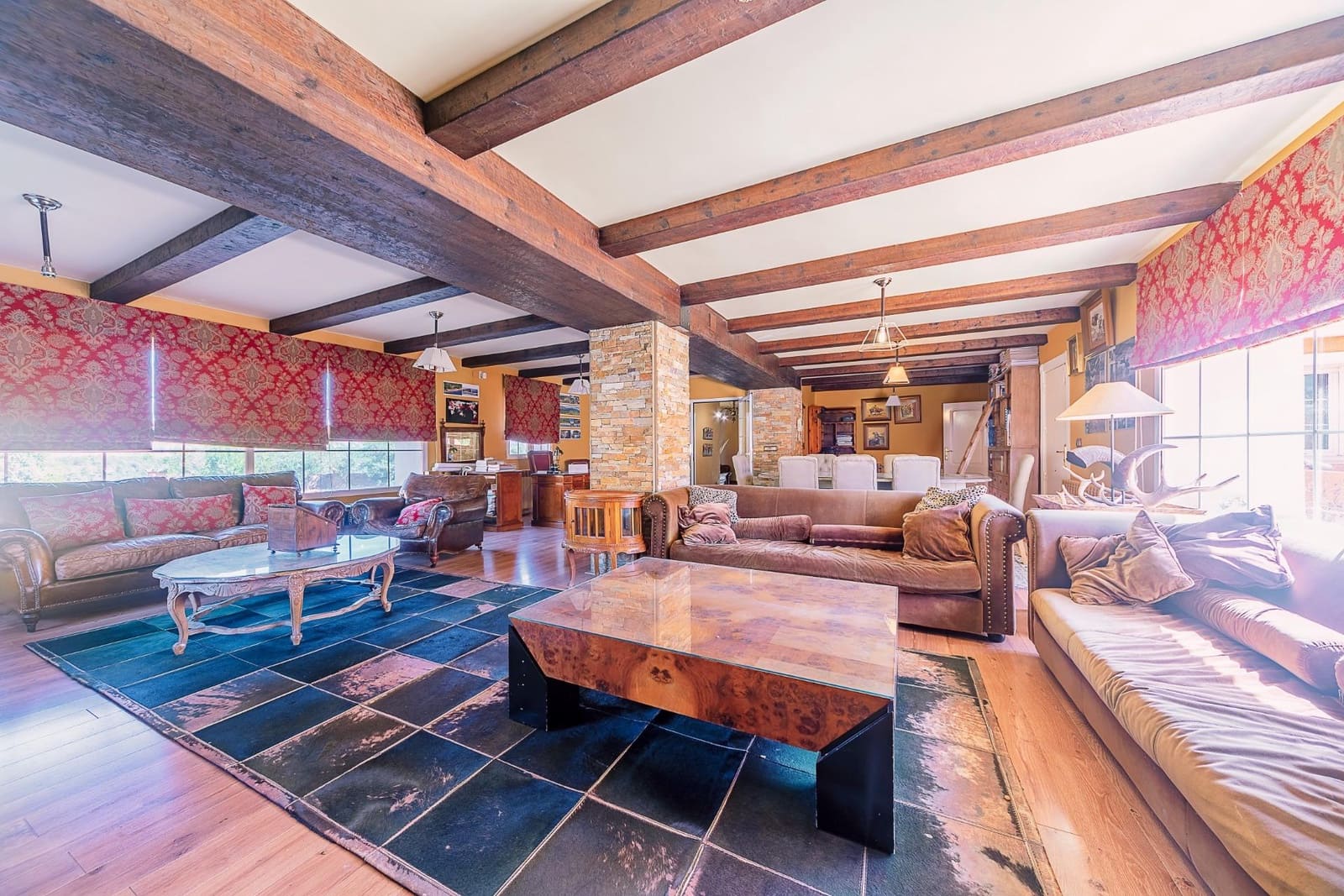 7 bedroom Villa for sale in Penaguila with pool garage - € 13,000,000 (Ref: 9686363)