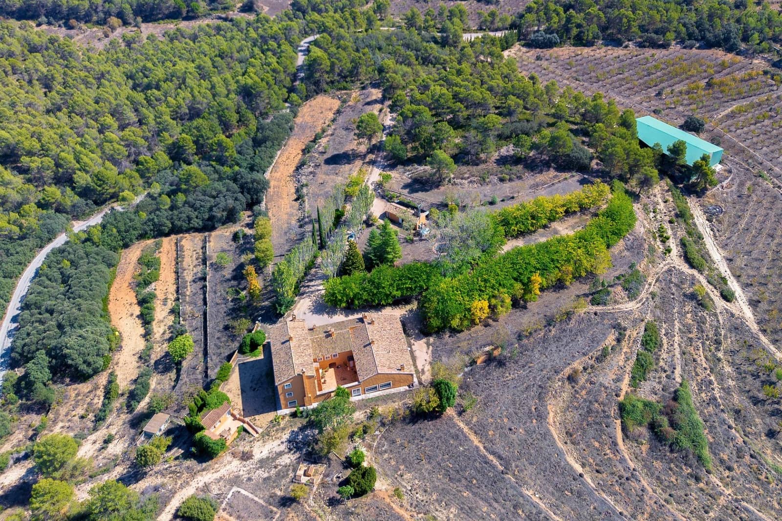 7 bedroom Villa for sale in Penaguila with pool garage - € 13,000,000 (Ref: 9686363)