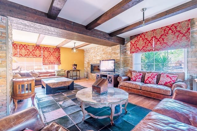 7 slaapkamer Villa te koop in Penàguila met zwembad garage - € 13.000.000 (Ref: 9686363)