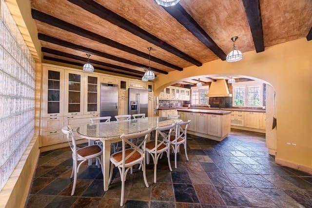 7 slaapkamer Villa te koop in Penàguila met zwembad garage - € 13.000.000 (Ref: 9686363)