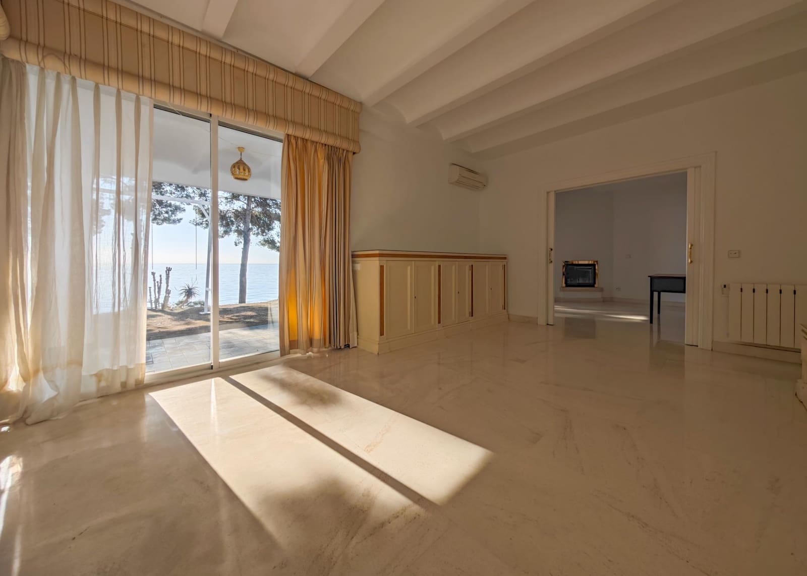 6 slaapkamer Villa te koop in Altea met garage - € 6.300.000 (Ref: 9686364)