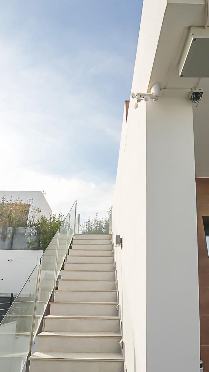 3 slaapkamer Villa te huur in Finestrat met zwembad garage - € 4.999 (Ref: 9690561)