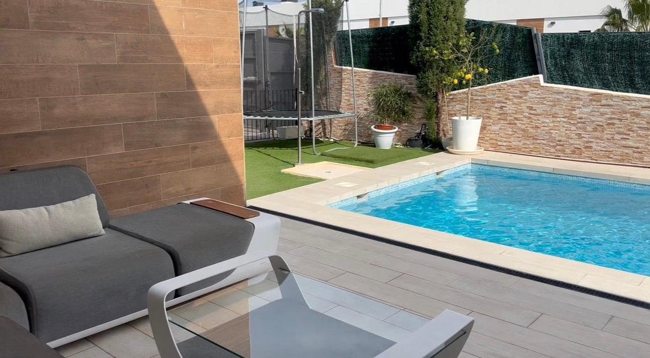3 slaapkamer Villa te huur in Finestrat met zwembad garage - € 4.999 (Ref: 9690561)