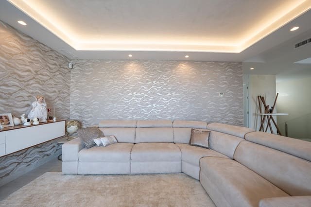 3 slaapkamer Villa te huur in Finestrat met zwembad garage - € 4.999 (Ref: 9690561)