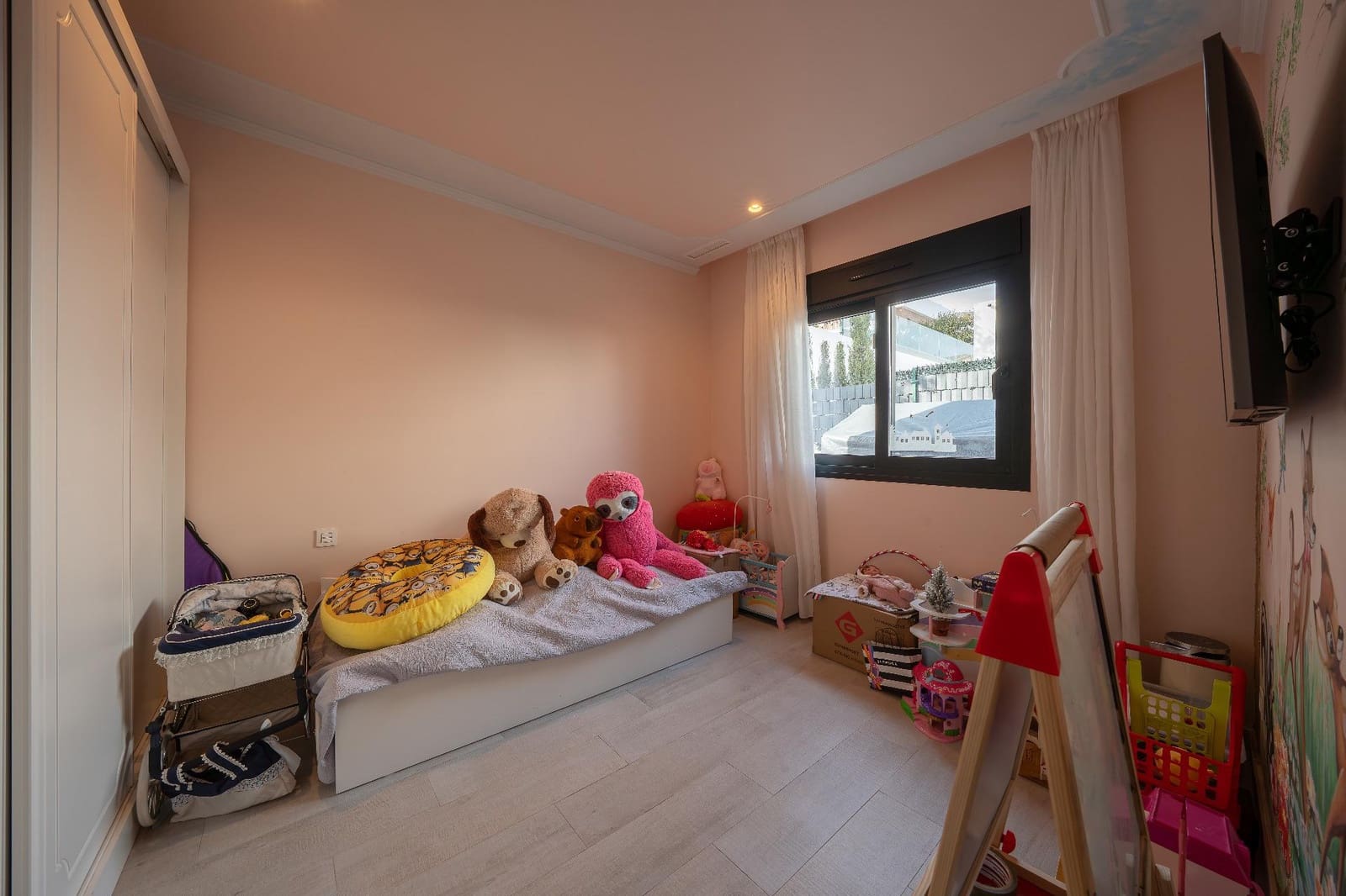3 slaapkamer Villa te huur in Finestrat met zwembad garage - € 4.999 (Ref: 9690561)