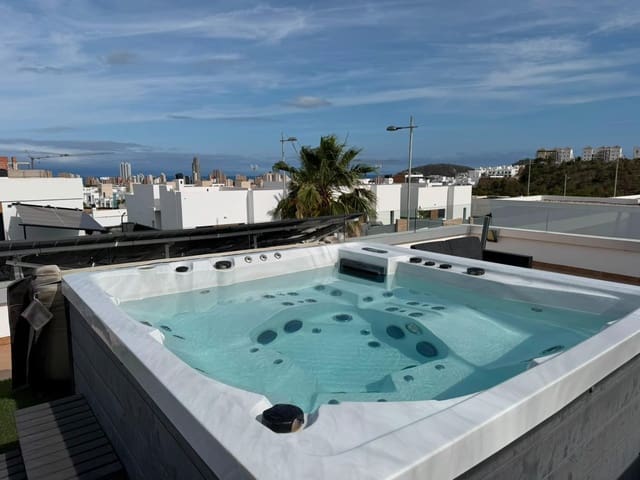 3 soverom Villa til leie i Finestrat med svømmebasseng garasje - € 4 999 (Ref: 9690561)