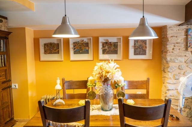 Chalet de 3 habitaciones en Planes en venta - 156.000 € (Ref: 9690562)