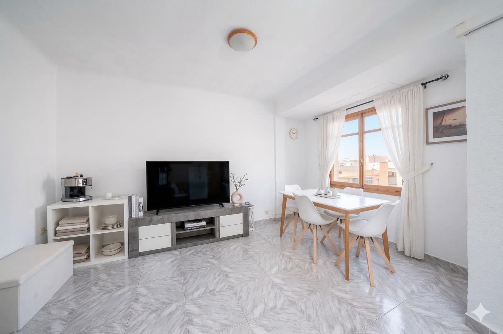 2 bedroom Apartment for sale in Alicante / Alacant city - € 173,000 (Ref: 9695276)