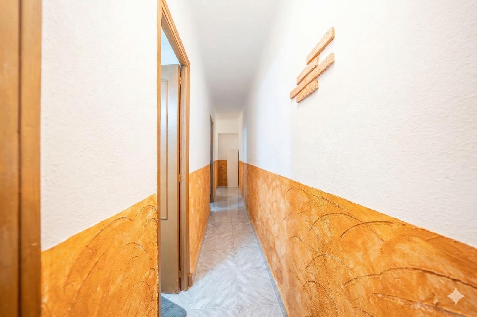 2 bedroom Apartment for sale in Alicante / Alacant city - € 173,000 (Ref: 9695276)