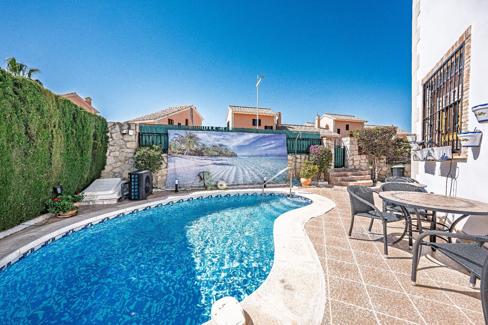 Chalet de 6 habitaciones en Algorfa en venta con piscina garaje - 479.900 € (Ref: 9701590)