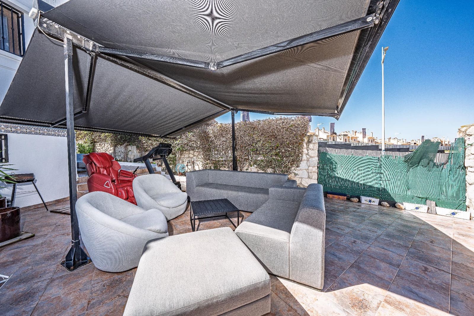 Chalet de 6 habitaciones en Algorfa en venta con piscina garaje - 479.900 € (Ref: 9701590)