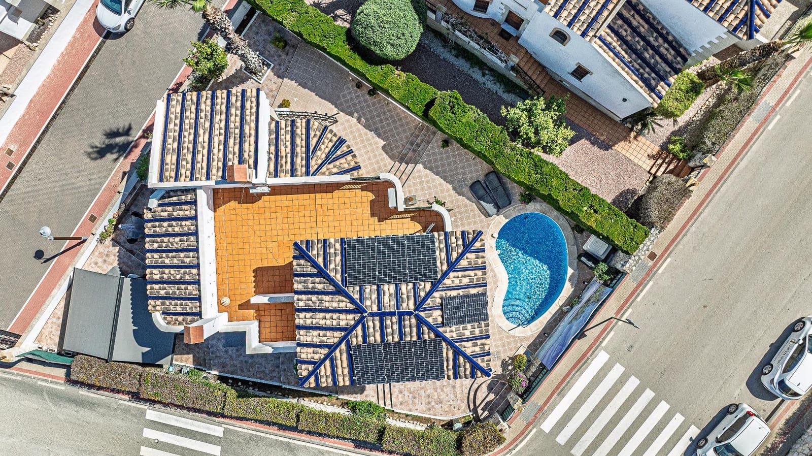 Chalet de 6 habitaciones en Algorfa en venta con piscina garaje - 479.900 € (Ref: 9701590)