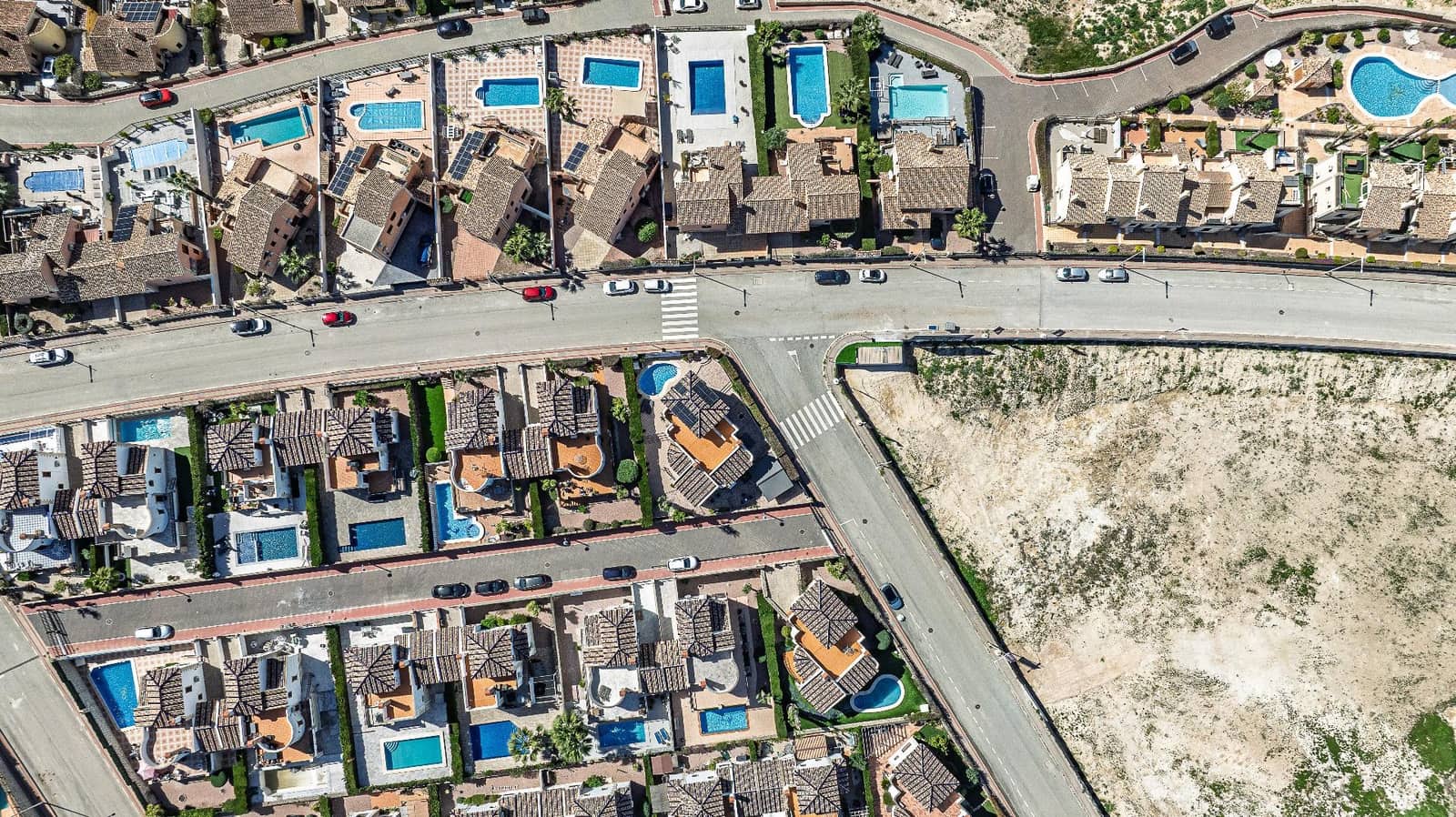 Chalet de 6 habitaciones en Algorfa en venta con piscina garaje - 479.900 € (Ref: 9701590)