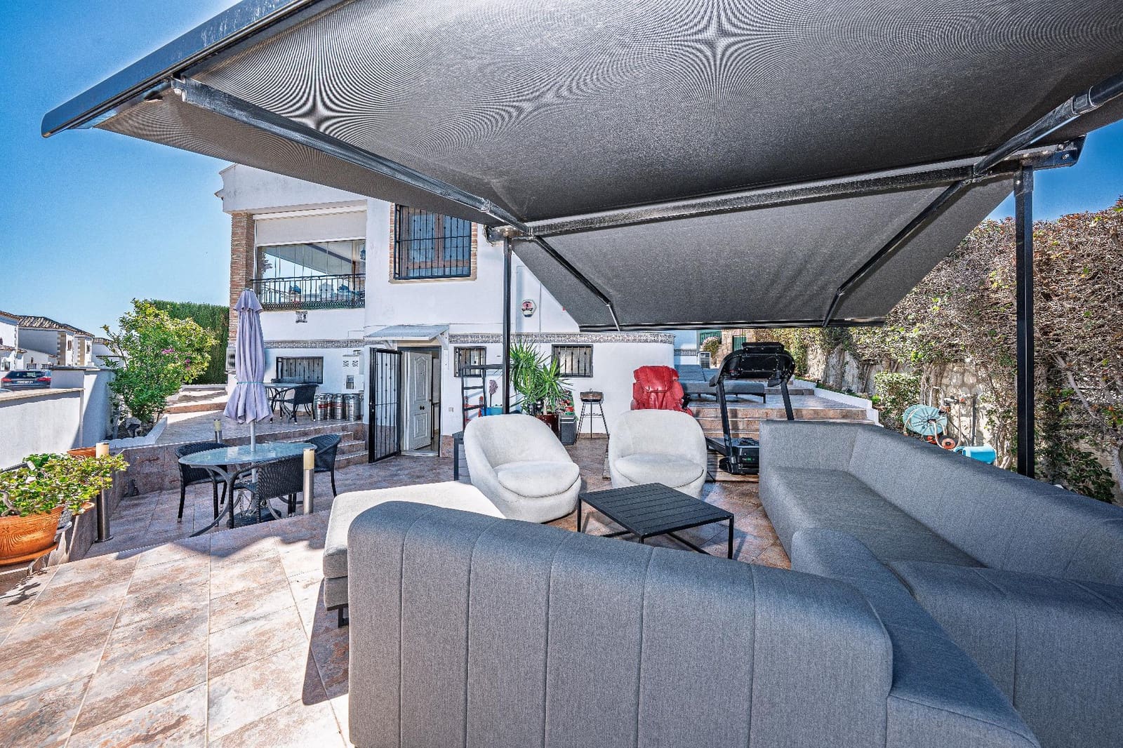 6 soverom Villa til salgs i Algorfa med svømmebasseng garasje - € 449 900 (Ref: 9701590)