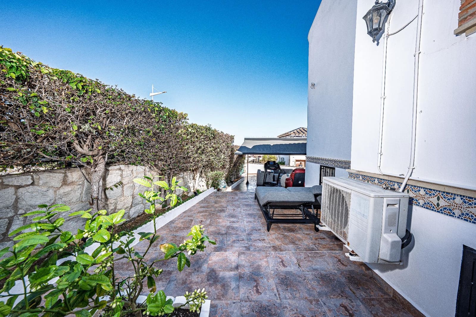 6 soverom Villa til salgs i Algorfa med svømmebasseng garasje - € 449 900 (Ref: 9701590)