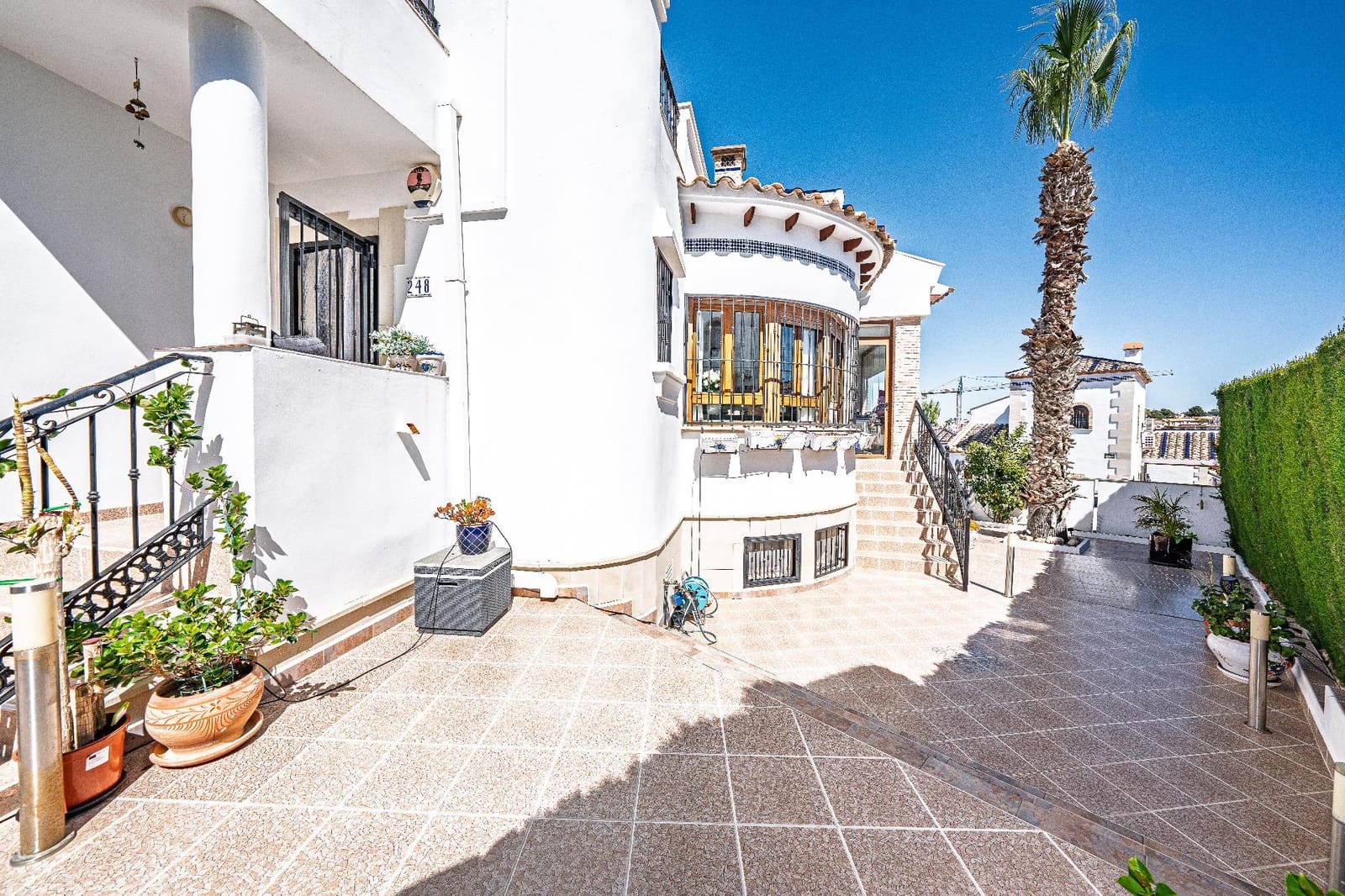 6 soverom Villa til salgs i Algorfa med svømmebasseng garasje - € 449 900 (Ref: 9701590)
