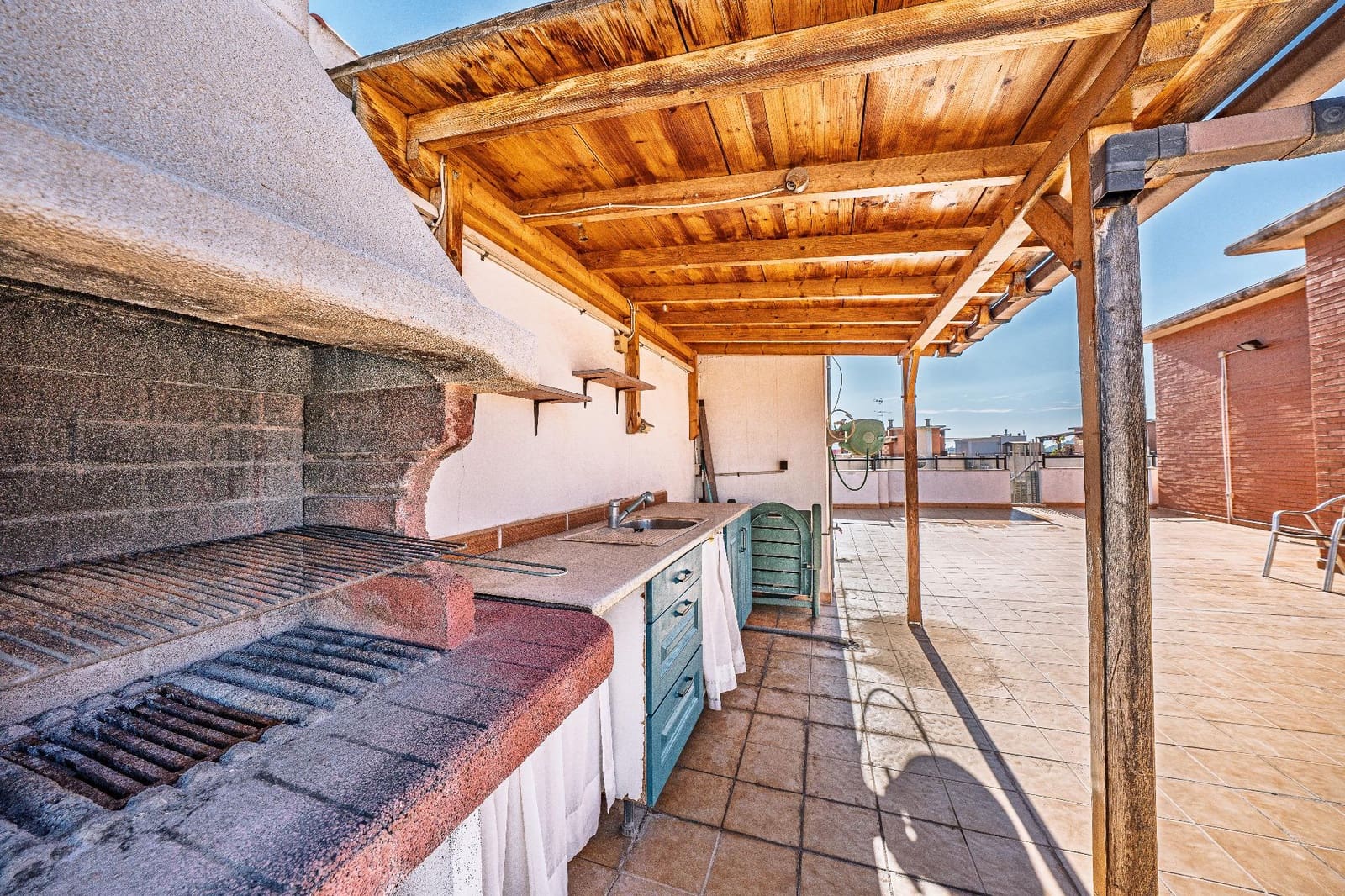 3 bedroom Penthouse for sale in Alicante / Alacant city with pool garage - € 440,000 (Ref: 9701591)