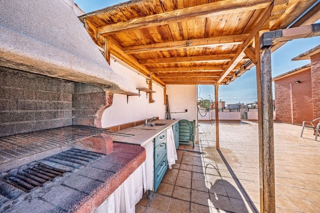 3 makuuhuone Kattohuoneisto myytävänä paikassa Alicante kaupunki mukana uima-altaan 
autotalli - 440 000 € (Ref: 9701591)