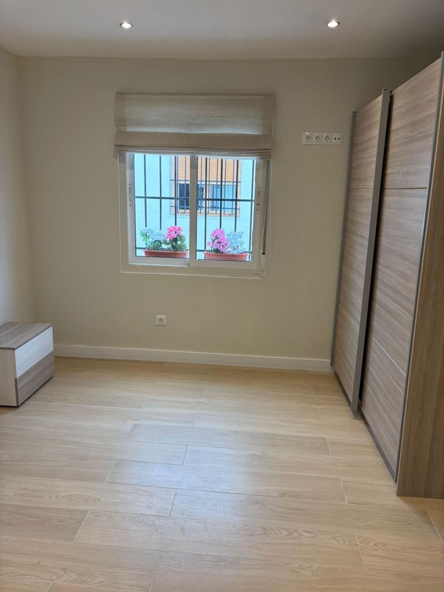 2 bedroom Terraced Villa for rent in Altea - € 1,250 (Ref: 9701592)