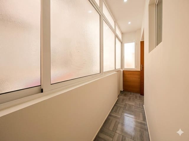 3 camera da letto Appartamento in vendita in Los Ángeles, Alicante città - 93.000 € (Rif: 9711923)