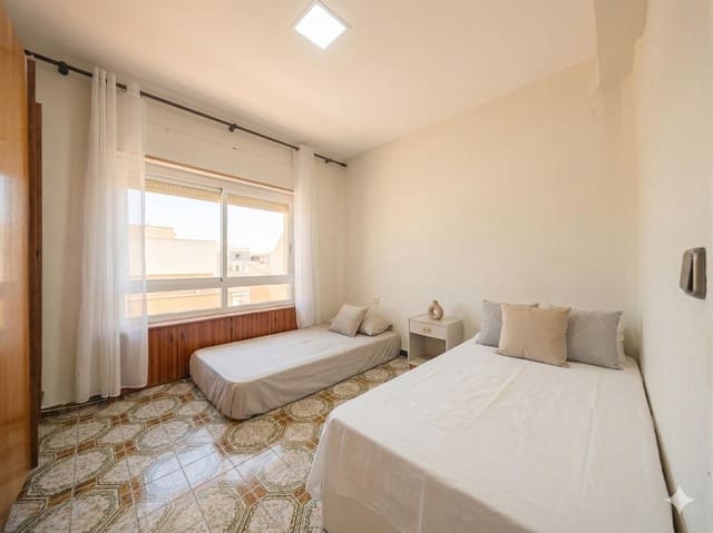 3 camera da letto Appartamento in vendita in Los Ángeles, Alicante città - 93.000 € (Rif: 9711923)