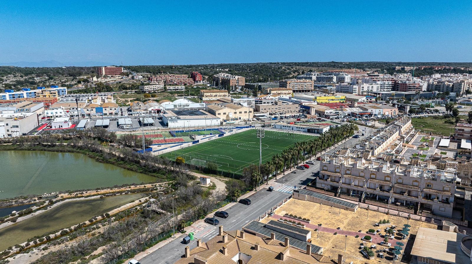 1 bedroom Bungalow for sale in Santa Pola - € 135,000 (Ref: 9714881)